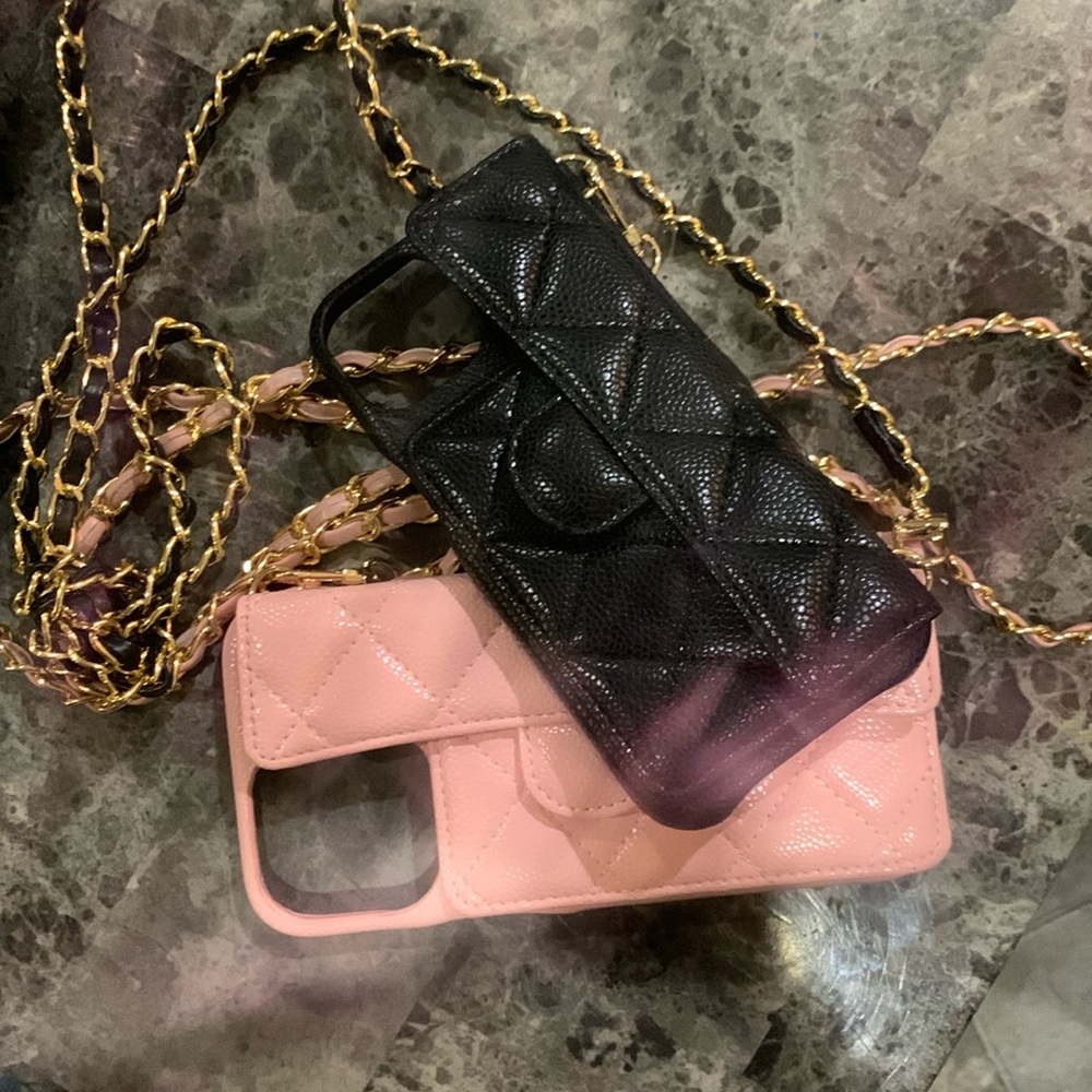 iPhone 14 or 13 case.